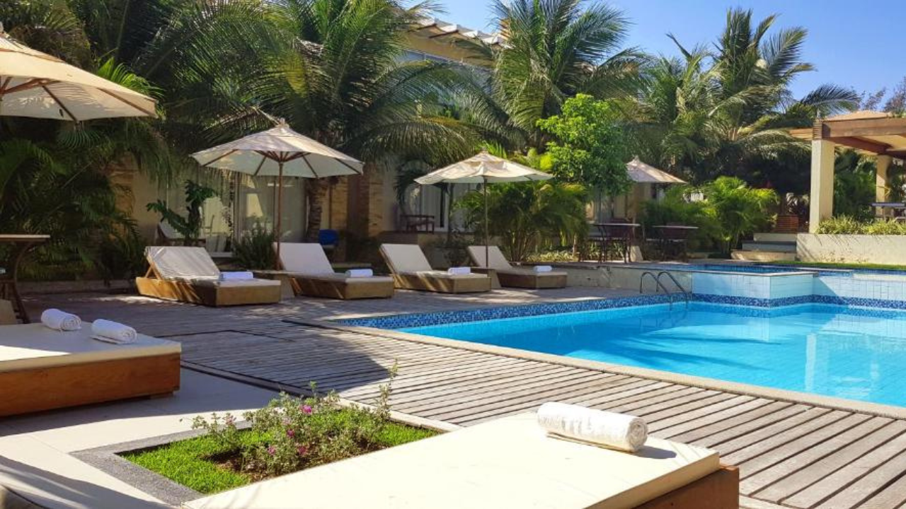 "Hotel Canoa Quebrada Ceara: Encontre sua hospedagem ideal. Opções variadas e preços imperdíveis. Reserve já!"