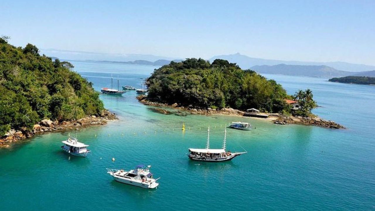 Passeio em Angra dos Reis de Barco