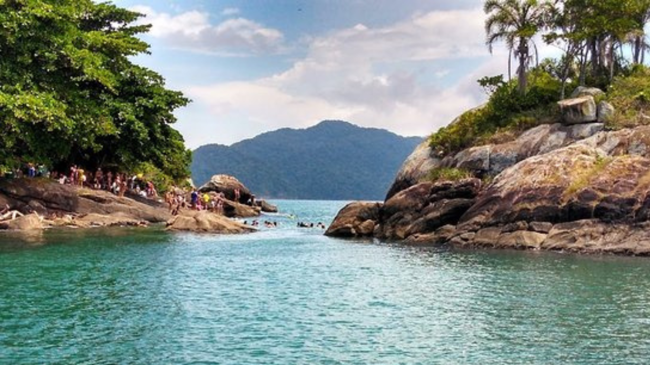 Descubra tudo sobre a Ilha do Guaraú: planejamento sua visita, dicas e atrações. Saiba como aproveitar ao máximo sua viagem!